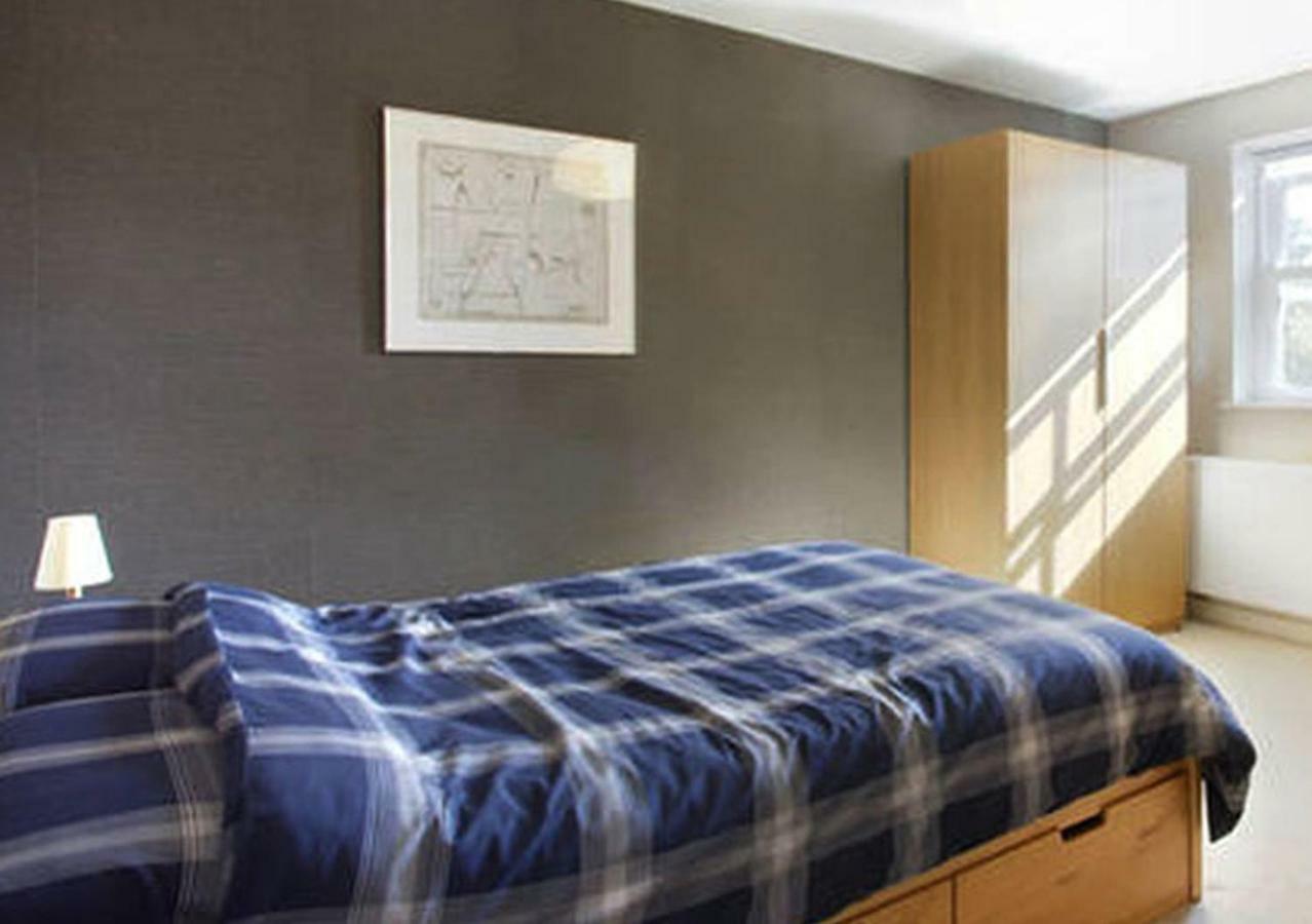 D&E Homestay Уолингфорд Екстериор снимка